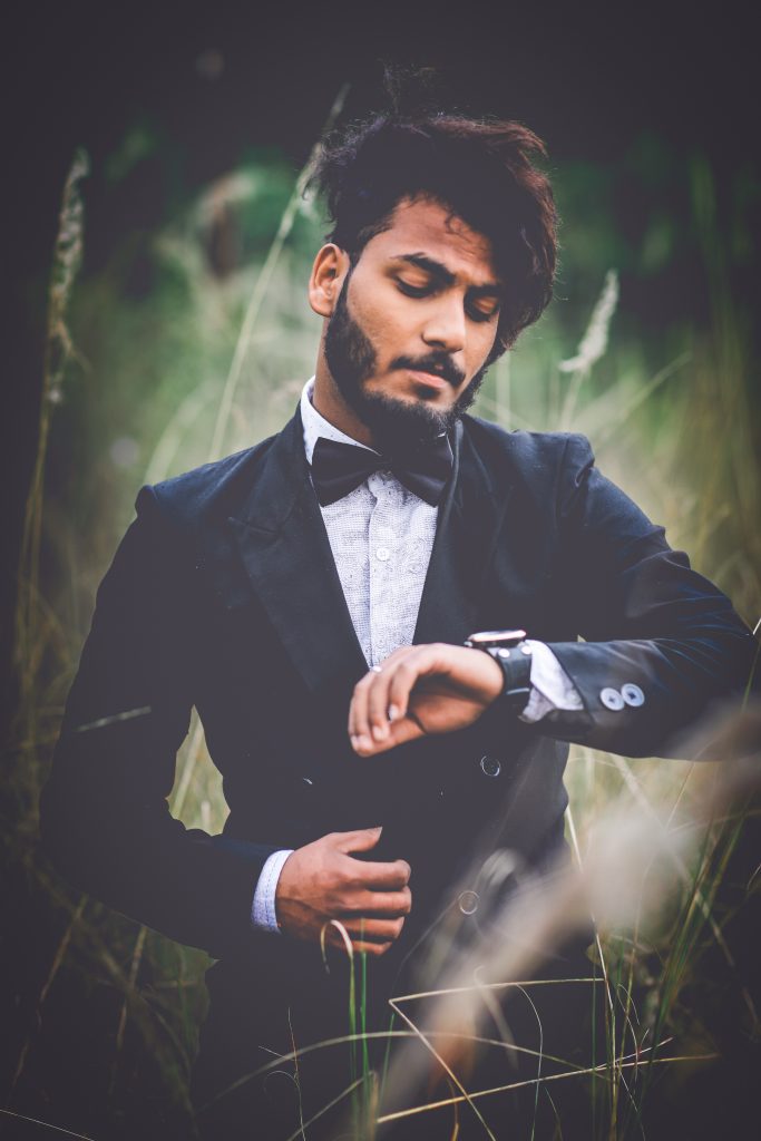 18 Amazing Gifts for the Groom on Wedding Day
